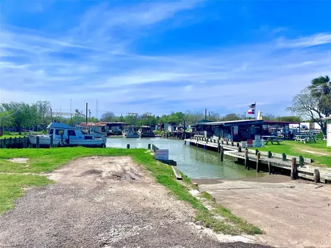 3804 20th Street N Texas City TX 77590