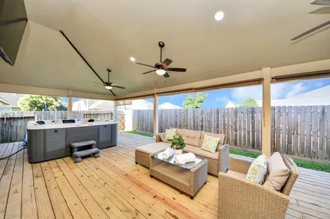 2015 Palmonari Drive Houston TX 77049
