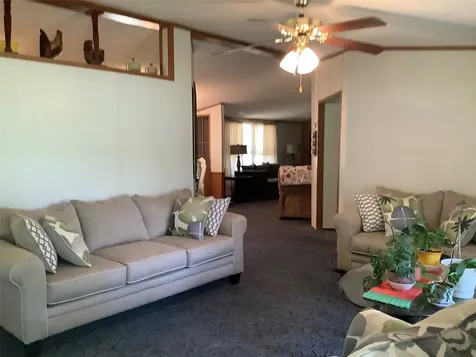 161 Oakdale Drive Huntsville TX 77320
