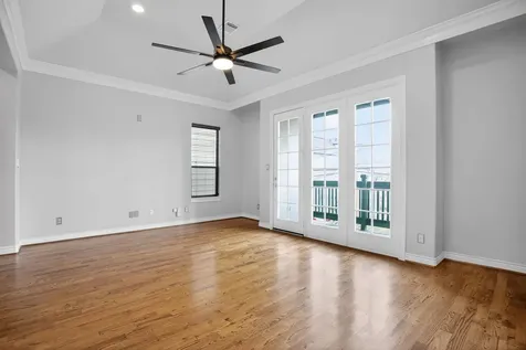 5719 Darling Street Houston TX 77007
