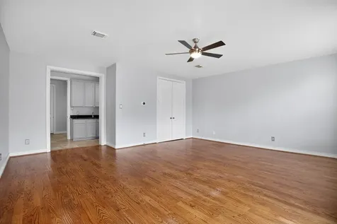 5719 Darling Street Houston TX 77007