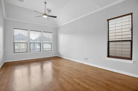 5719 Darling Street Houston TX 77007