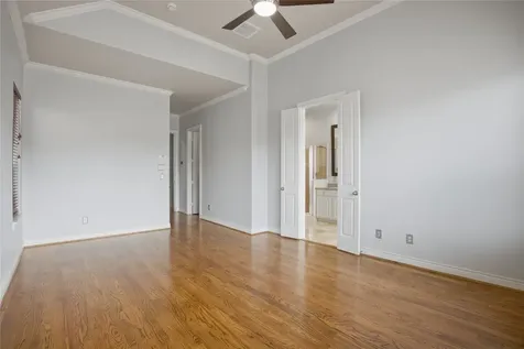 5719 Darling Street Houston TX 77007