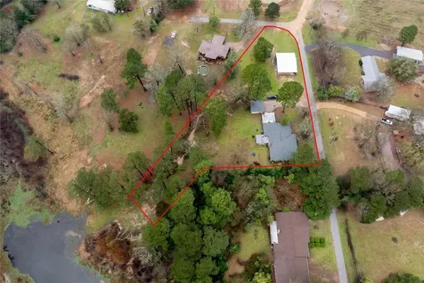 807 El Camino Drive Grapeland TX 75844