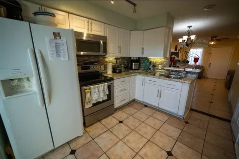 1220 Shadowdale Drive 8 Houston TX 77043
