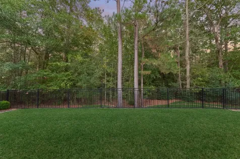 137 Sanderling Lane Montgomery TX 77316