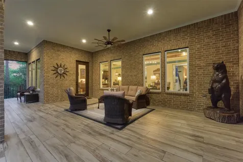 137 Sanderling Lane Montgomery TX 77316