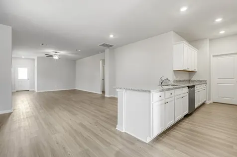 8118 Burnt Orchid Drive Houston TX 77016