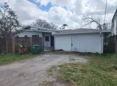 9021 Lomax Street Houston TX 77093