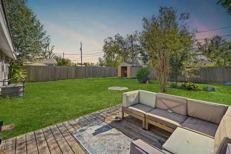 5110 Perry Street Houston TX 77021