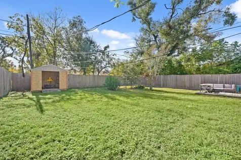 5110 Perry Street Houston TX 77021