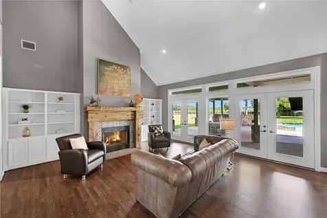 1913 Lundy Lane Friendswood TX 77546