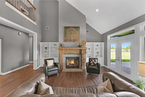 1913 Lundy Lane Friendswood TX 77546