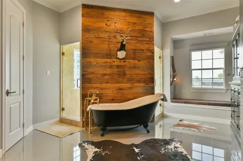 1913 Lundy Lane Friendswood TX 77546