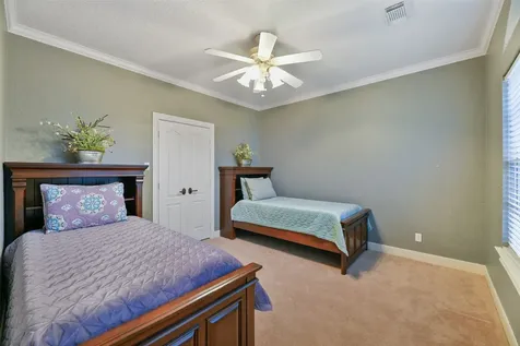 1913 Lundy Lane Friendswood TX 77546