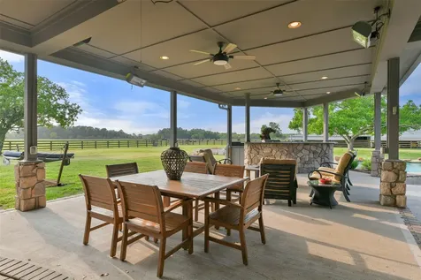 1913 Lundy Lane Friendswood TX 77546