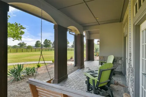 1913 Lundy Lane Friendswood TX 77546