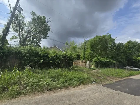 8930 Hollock Street Houston TX 77075
