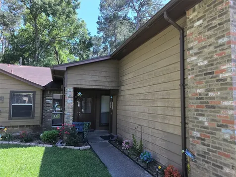 1614 Hazelwood Street B Conroe TX 77301