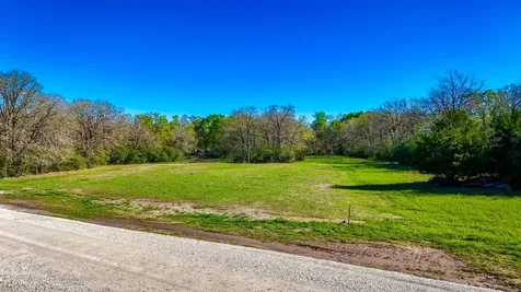 Tract 11 Connor Landing Court Madisonville TX 77864