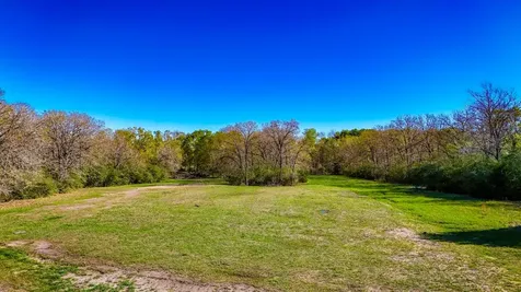 Tract 11 Connor Landing Court Madisonville TX 77864