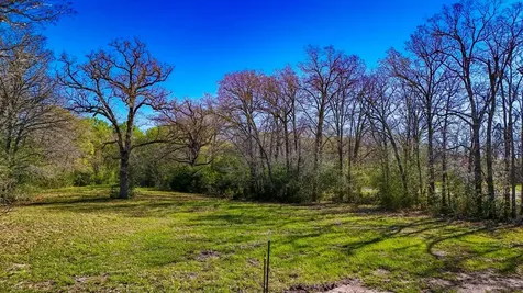 Tract 11 Connor Landing Court Madisonville TX 77864