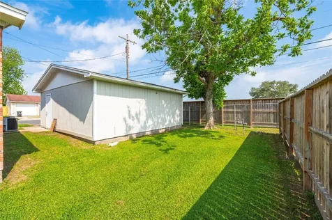 6918 Woodrow Street Texas City TX 77591
