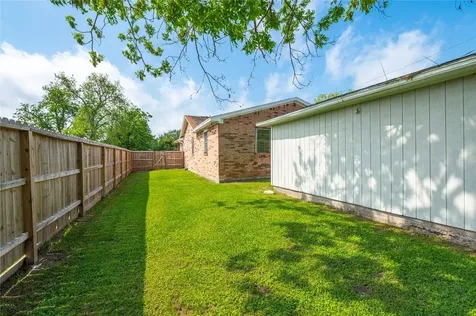 6918 Woodrow Street Texas City TX 77591