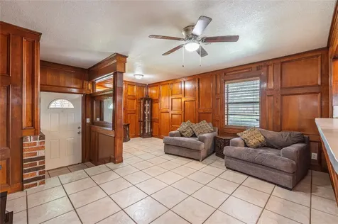 6918 Woodrow Street Texas City TX 77591