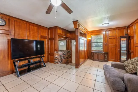 6918 Woodrow Street Texas City TX 77591