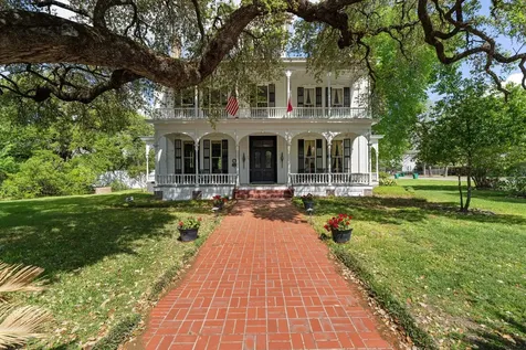 351 E Colorado Street La Grange TX 78945