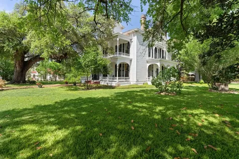 351 E Colorado Street La Grange TX 78945