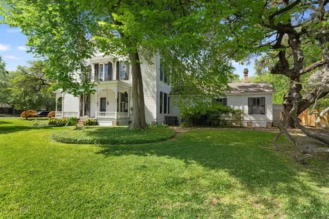 351 E Colorado Street La Grange TX 78945