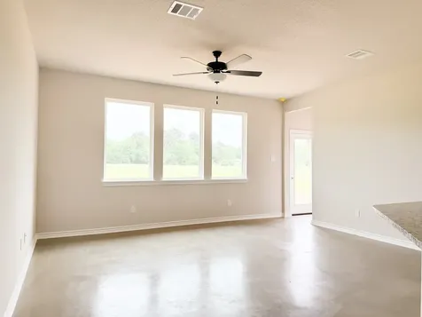 879 Pineview Circle Jewett TX 75846