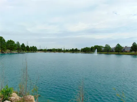 1739 Lake Winds Drive Missouri City TX 77459