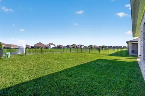 1322 Truckee River Drive Rosharon TX 77583