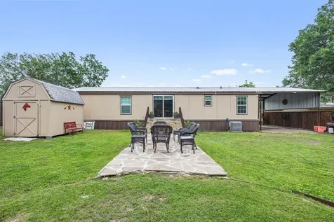 857 E Guadalupe Street La Grange TX 78945