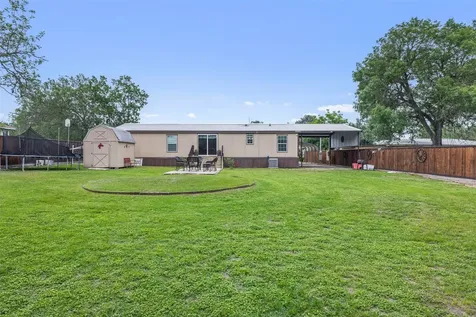 857 E Guadalupe Street La Grange TX 78945
