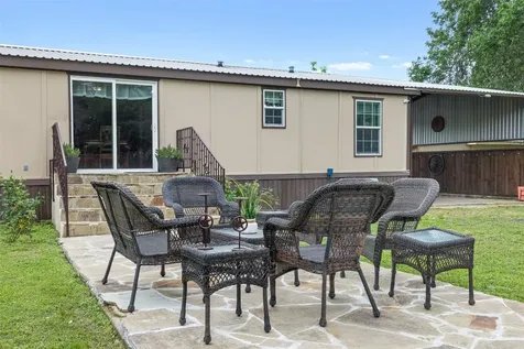 857 E Guadalupe Street La Grange TX 78945