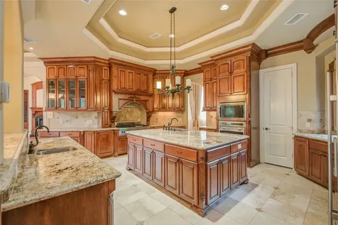 101 Rosewood Street Lake Jackson TX 77566
