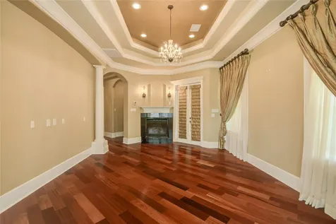101 Rosewood Street Lake Jackson TX 77566