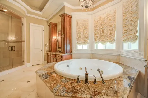 101 Rosewood Street Lake Jackson TX 77566