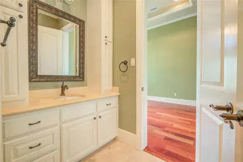 101 Rosewood Street Lake Jackson TX 77566
