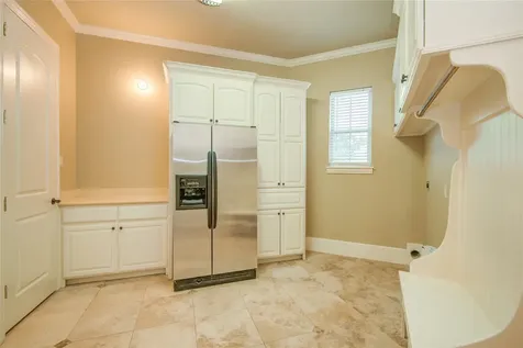 101 Rosewood Street Lake Jackson TX 77566