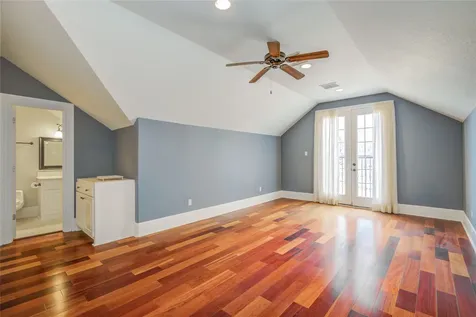 101 Rosewood Street Lake Jackson TX 77566