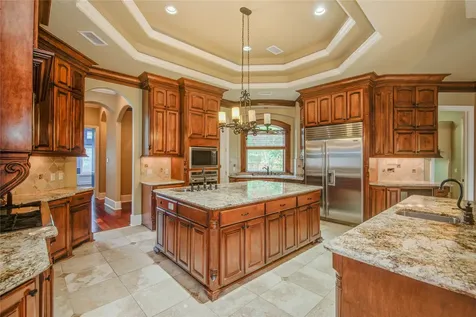 101 Rosewood Street Lake Jackson TX 77566