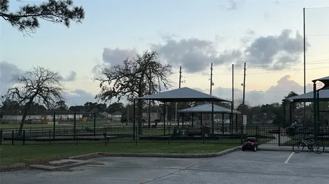 18821 Aquatic Drive Houston TX 77346
