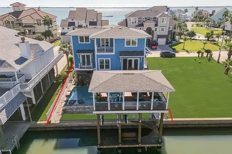 936 Long Reach Drive Tiki Island TX 77554