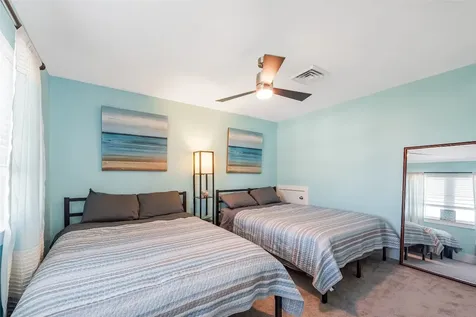 936 Long Reach Drive Tiki Island TX 77554