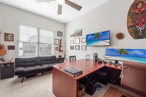936 Long Reach Drive Tiki Island TX 77554